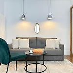 Sumptuous flat with lift near Opéra